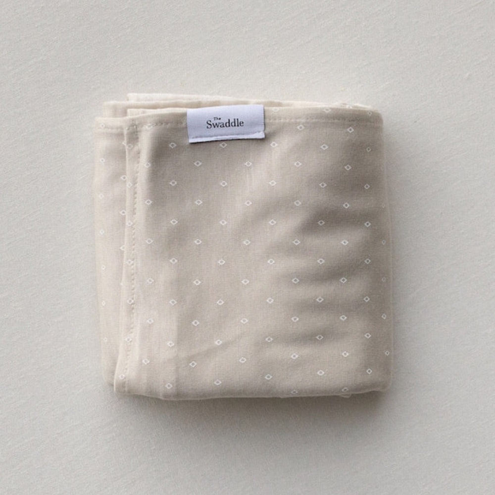 Solly Baby Swaddle Oat Dot